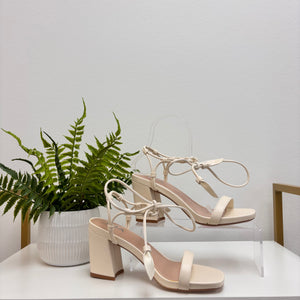 Muna Heels