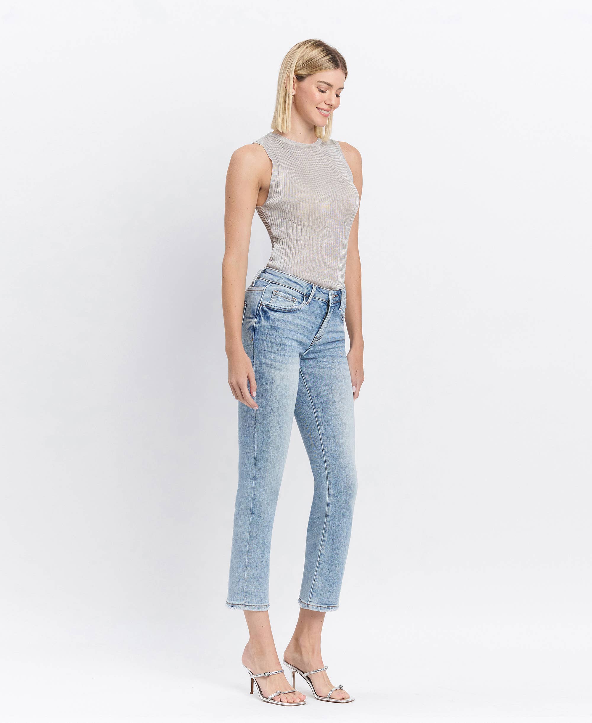 MR Crop Slim Straight Jeans