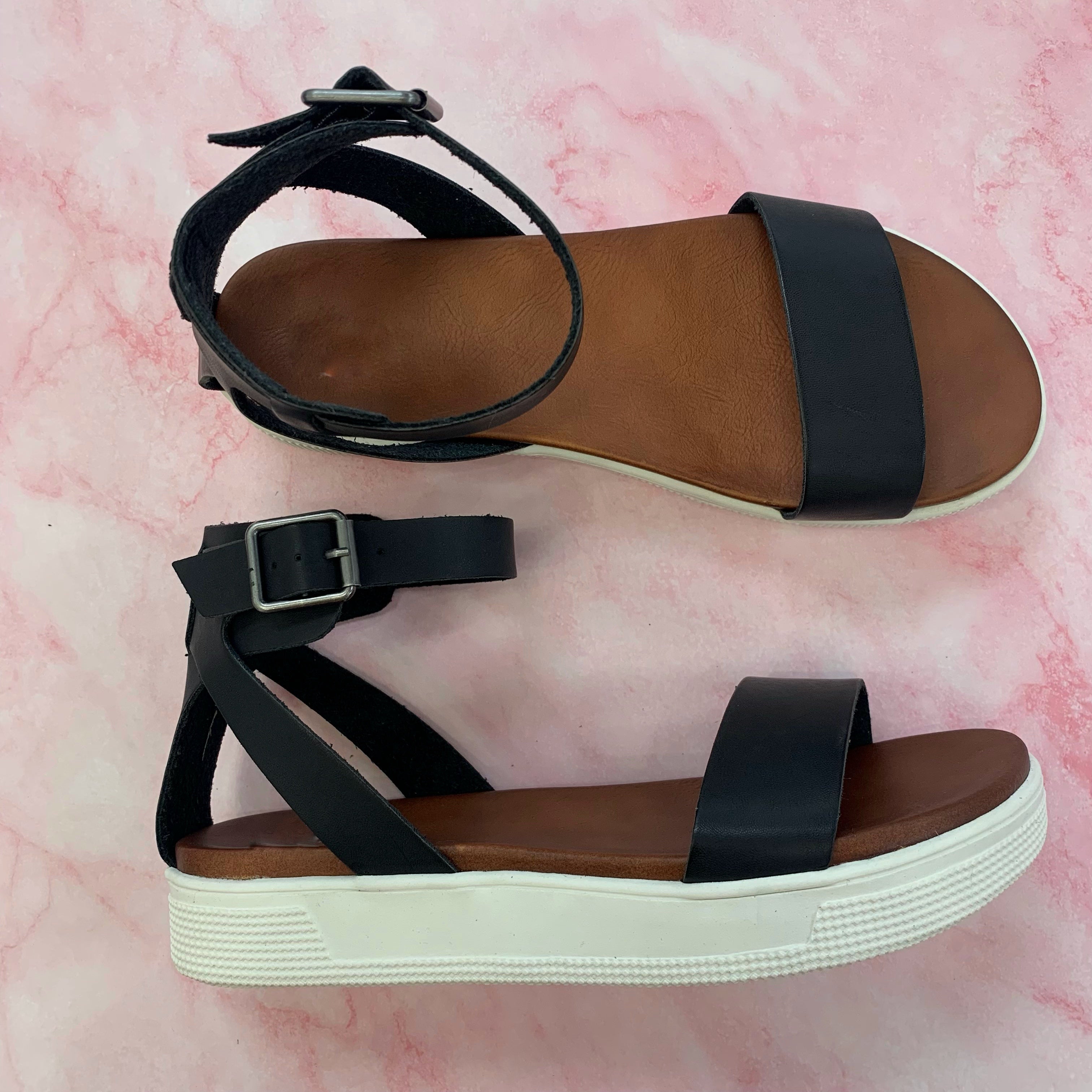 Ellen Sandals